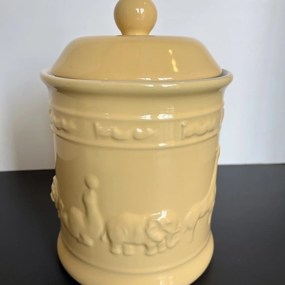 Williams-Sonoma Animal Crackers Cookie Jar